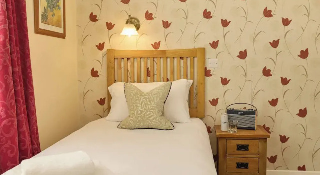 Номер Comfort Dolphin Hotel