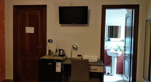 B&B Benjamas, Book Bed and Breakfast Hotels in Sicily with Parking, Parking