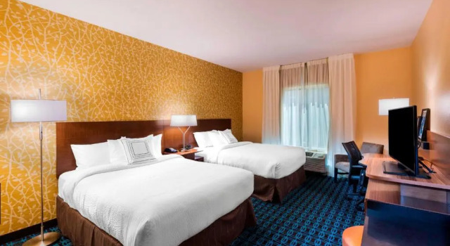 Четырёхместный номер Standard Fairfield Inn & Suites by Marriott Dallas Waxahachie