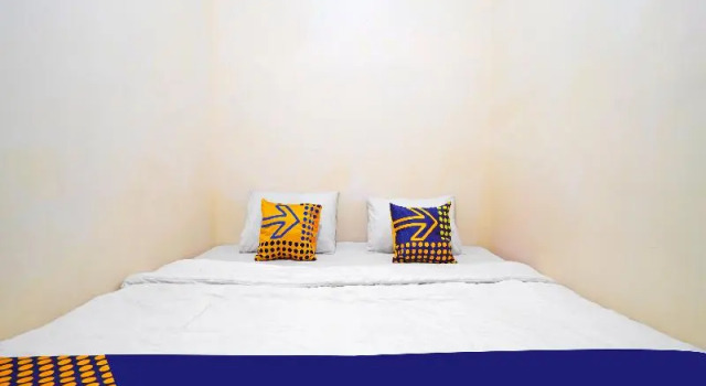 SPOT ON 91602 Red House Rents Syariah, Rezervovat Hotel Bojongsoang West Java