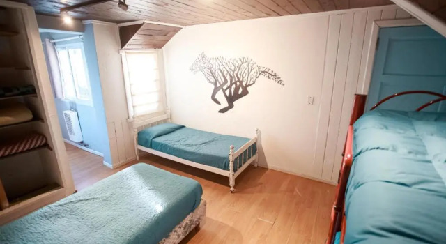 Кровать в общем номере Hostel Like Quijote