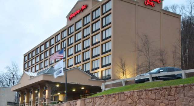 Hampton Inn White Plains/Tarrytown, Забронировать Отель Территаун Westchester County