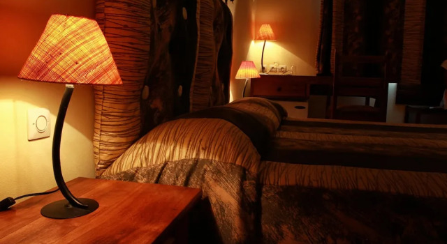 Семейный номер Standard с балконом и с красивым видом из окна Hôtel Restaurant Coco Lodge Majunga