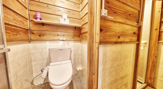 Кровать в общем номере (мужской номер) Hotel Hamby Resort