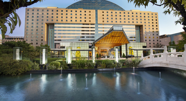 Kempinski Hotel Beijing Yansha Center, Boek Hotel Hotels in Beijing Province met parkeren, Parkeren