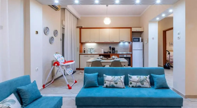 Anna's House, Book Apartment  