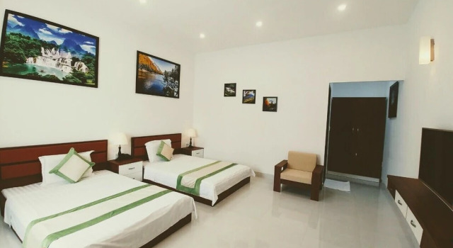 Четырёхместный номер Superior Nhat Quang Hotel