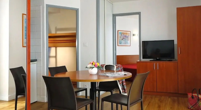 Comfortable Apartment With Dishwasher in a Residence
