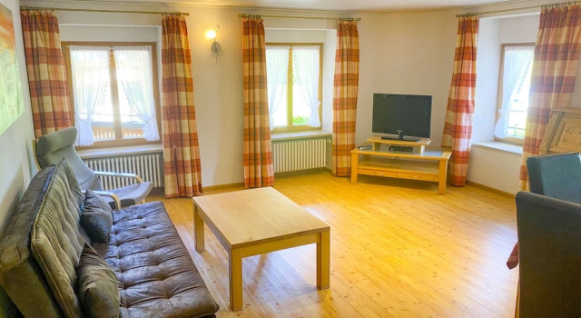 Номер Comfort с 3 комнатами с балконом и с видом на внутренний двор Landgasthof Adler Pelzmühle