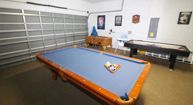 King Size home with private pool - Family Friendly, Book Hotel Hoteller i Four Corners med pool, Swimmingpool
