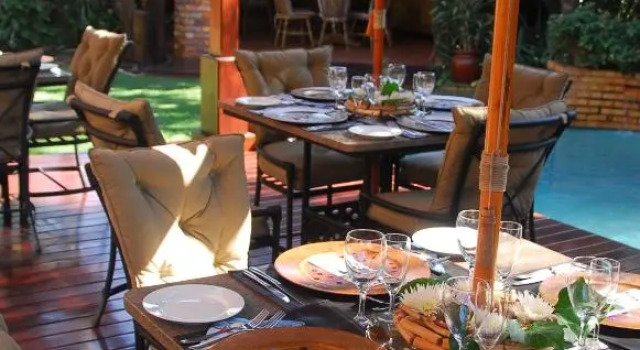 Africa House Guesthouse, Buchen Sie Hotel Zwartkop 