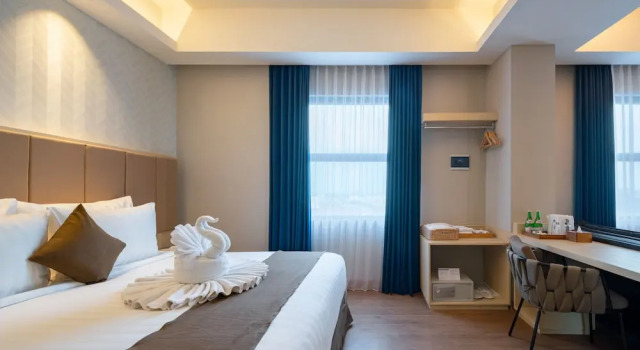 Suite con vista sulla città Luminor Hotel Airport Sidoarjo By WH , Best Choice and Strategic Location with a Rooftop area in Town