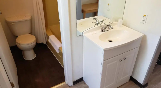 Standard Zimmer Rainbow Motel