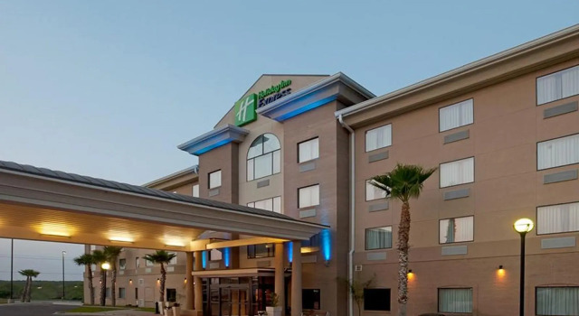 Номер Standard Holiday Inn Express & Suites - Laredo-Event Center Area by IHG