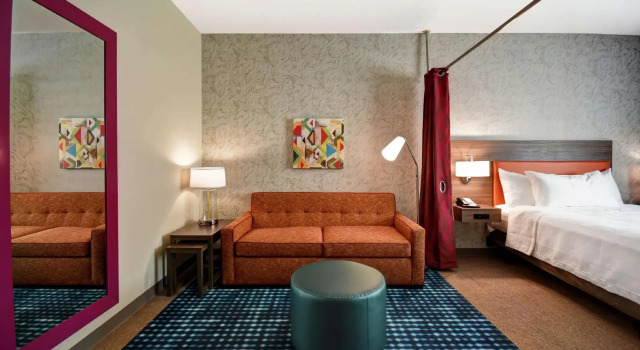 Двухместный люкс Home2 Suites By Hilton Columbus Downtown