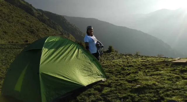 Triund Trek and Camping, Забронировать Кемпинг Отели штата Химачал-Прадеш с завтраком, Завтраки