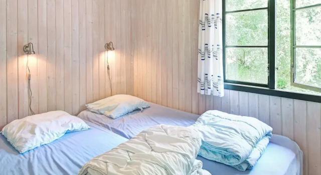 6 Person Holiday Home in Nexo, Book Hotel Hoteller i Nexø med pool, Swimmingpool