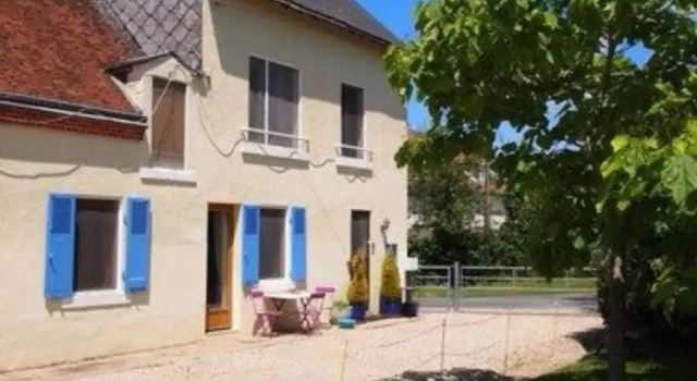 Appletons Farmhouse B&B, Boek Bed and Breakfast Le Pont-Chretien-Chabenet Centre