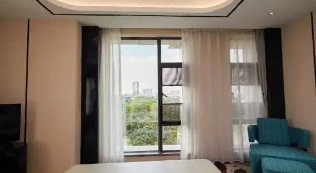 Люкс Mengzi Hetai Hotel (Nanhu Park)