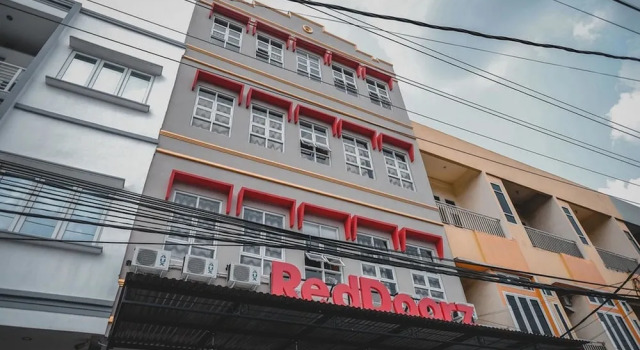Take Guesthouse 1, Rezerwuj Hotel Jambi 