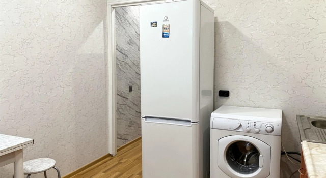 The apartment is the same odnushka near the MEGA shopping center, Book Apartment Kazan Tatarstan