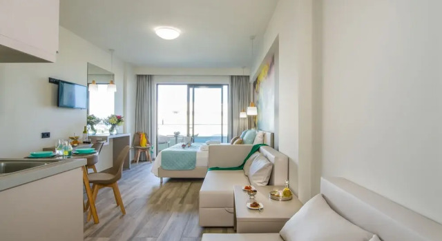 Номер Standard с балконом Incognito Creta Luxury Suites and More