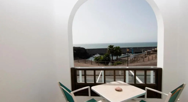 Апартаменты с видом на море Apartamentos Juan Benítez