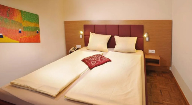 Sattlerhof Genießerhotel & Weingut, Book Hotel Gamlitz Styrian Wine Road