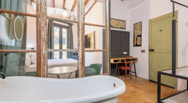 Номер Deluxe Dog Admiral - Urban Guest House