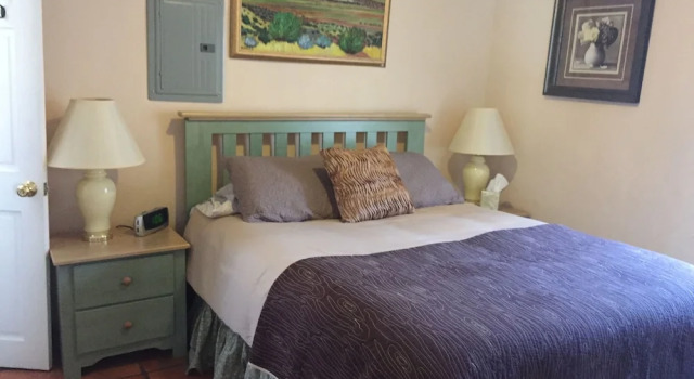 Двухместные апартаменты Casas de Guadalupe - Sante Fe Vacation Rentals