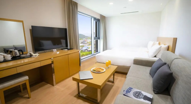 Двухместный номер Standard с видом на горы Uni Hotel Jeju