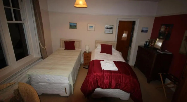 Коттедж Woodlands Bed & Breakfast