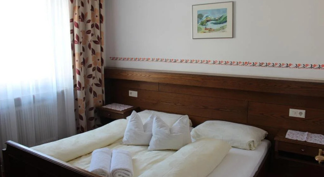 Haus Verwall, Rezerwuj Hotel Hotele w Tyrol z parkingiem, Parking