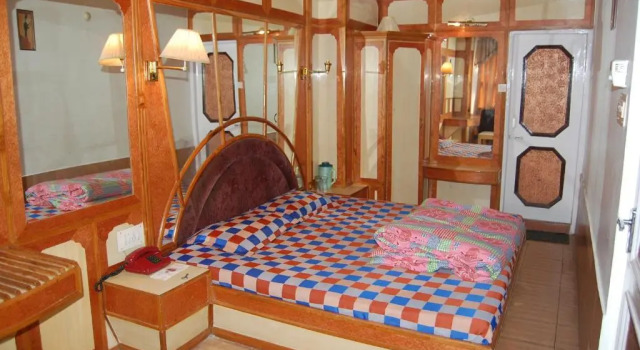 Двухместный номер Standard Hotel Gulmarg Regency