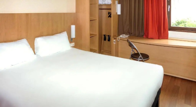 Трёхместный номер Standard ibis Périgueux Centre