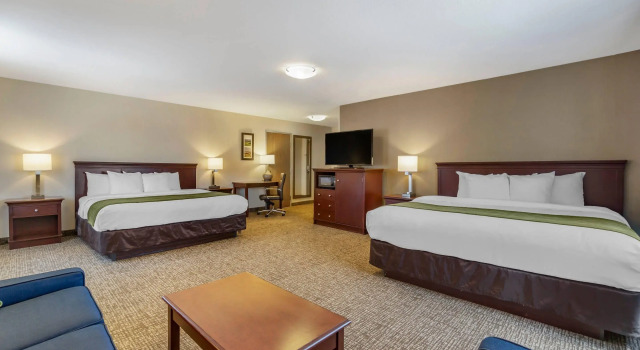 Четырёхместный люкс Comfort Inn Kennewick Richland