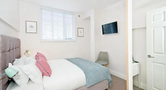 F1 Greek Street by City Living London, Забронировать Отель Бизнес-отели Англии, 4* 5*