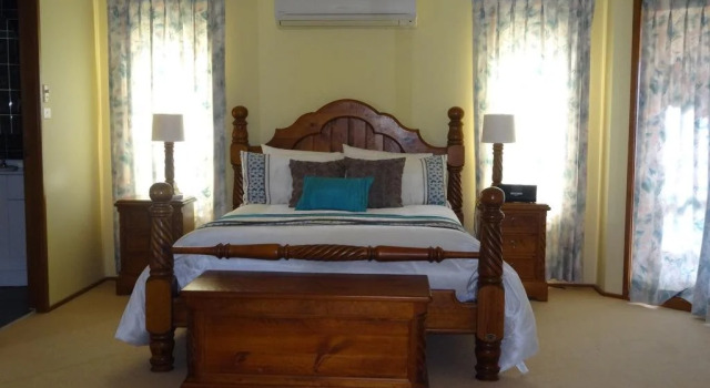 Kingfisher LakeHouse