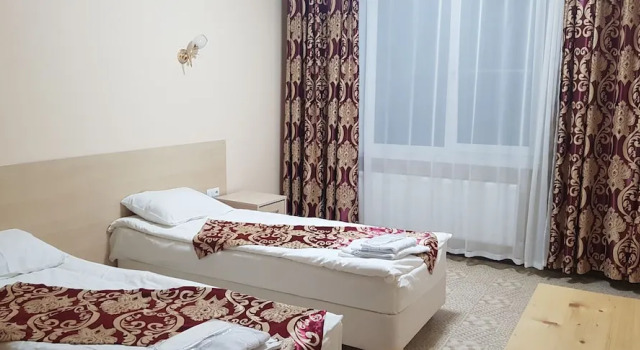 Hotel Cafe Tourist, Забронировать Отель Крымск Крымский район
