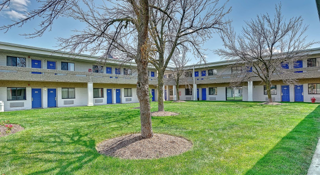 Motel 6 Chicago West - Villa Park, Rezerwuj Motel Hotele w Illinois z basenem, Basen