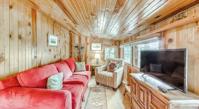 Cozy Cabin Near Grindstone Lake & Downtown!, Varaa Lomakoti Ruidoso New Mexico