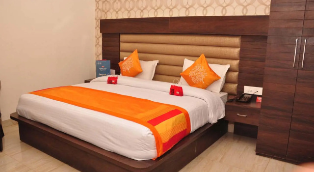 Люкс Standard Hotel Royals Grand Galaxy