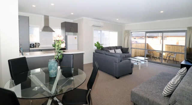 3 Brm Apartment on Jones Crescent