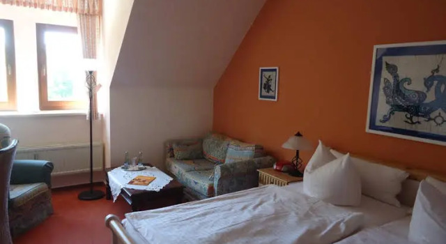 Hotel Wilhelmshof, Забронировать Отель Рибниц-Дамгартен Saaler Bodden, рядом с Darsser