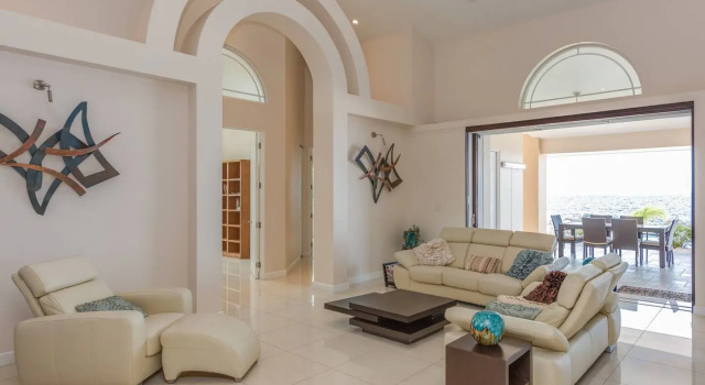 Perfect Luxury Escape - Ocean Frontline Mansion, Rezerwuj Hotel St. Marie Curaçao