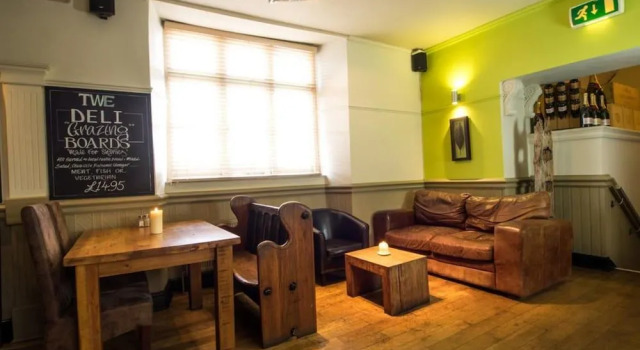 The Worlds End, Book Hotel 4-stjernede hoteller i Merseyside, 4*