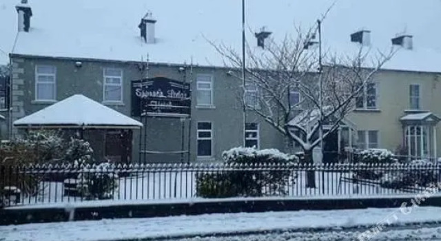 Shannon Lodge Hotel, Book Hotel Hoteller i Banagher med parkering, Parkering