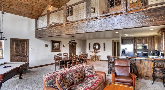 No 36 The Lodge at High Timber Ranch, Забронировать Дом для отпуска Биг-Бэар-Сити San Bernardino Mountains