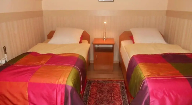 Hotel Karolina, Rezervați Hotel Hoteluri în Tarnobrzeg cu parcare, Parcare