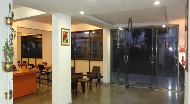 SNP House Airport Hotel & Restaurant, Rezervovat Hotel Hotely v Rajasthan s parkováním, Parkování